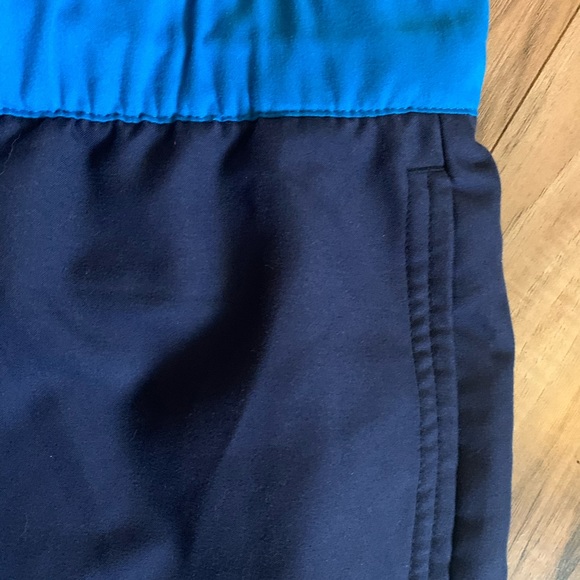 Bass Pro Shop Mens Swimming Trunks - Picture 2 of 4